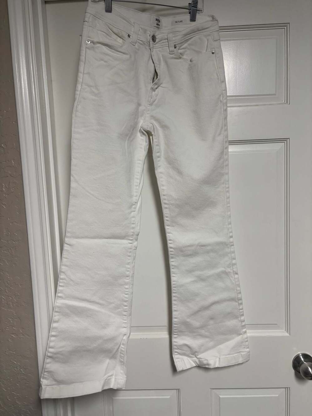 Kensie Jeans VINTAGE LUXE The Flare White Denim Jeans